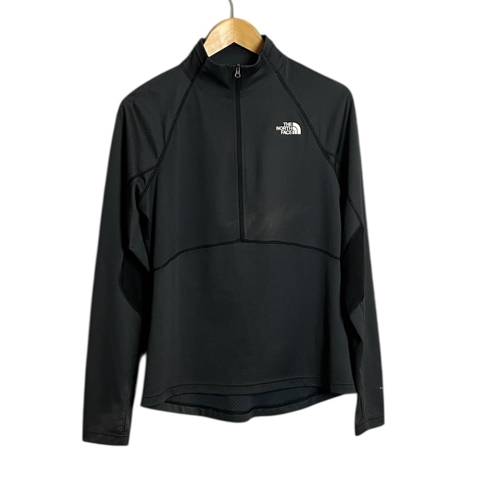 The North Face Pullover Womens M FlashDry 1/4 Zip Long Sleeve Top